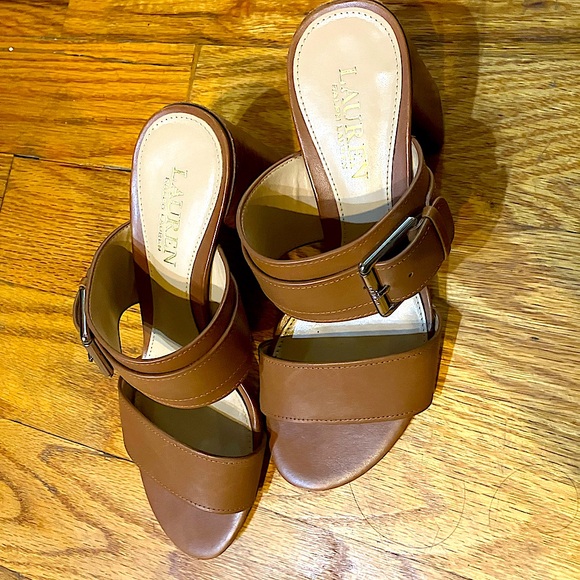 Leather Lauren Ralph Lauren block heels - size 6 - Picture 2 of 5